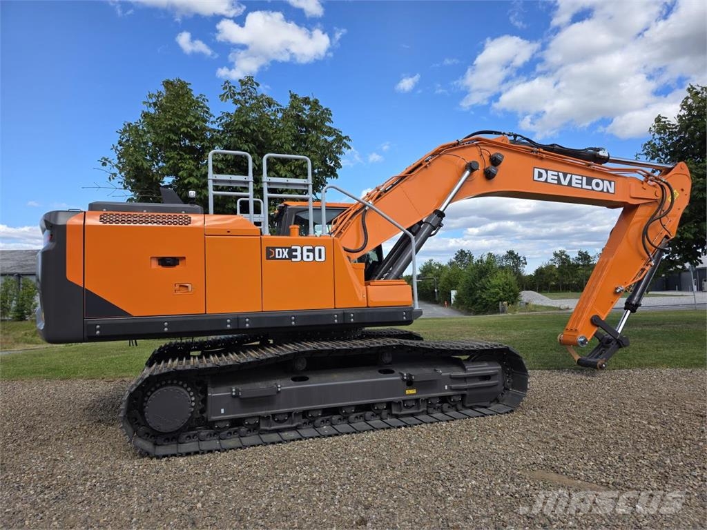 Develon DX360-9 Rupsgraafmachines