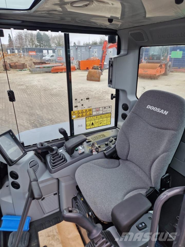 Develon DX55R-7 Mini excavators < 7t (Mini diggers)