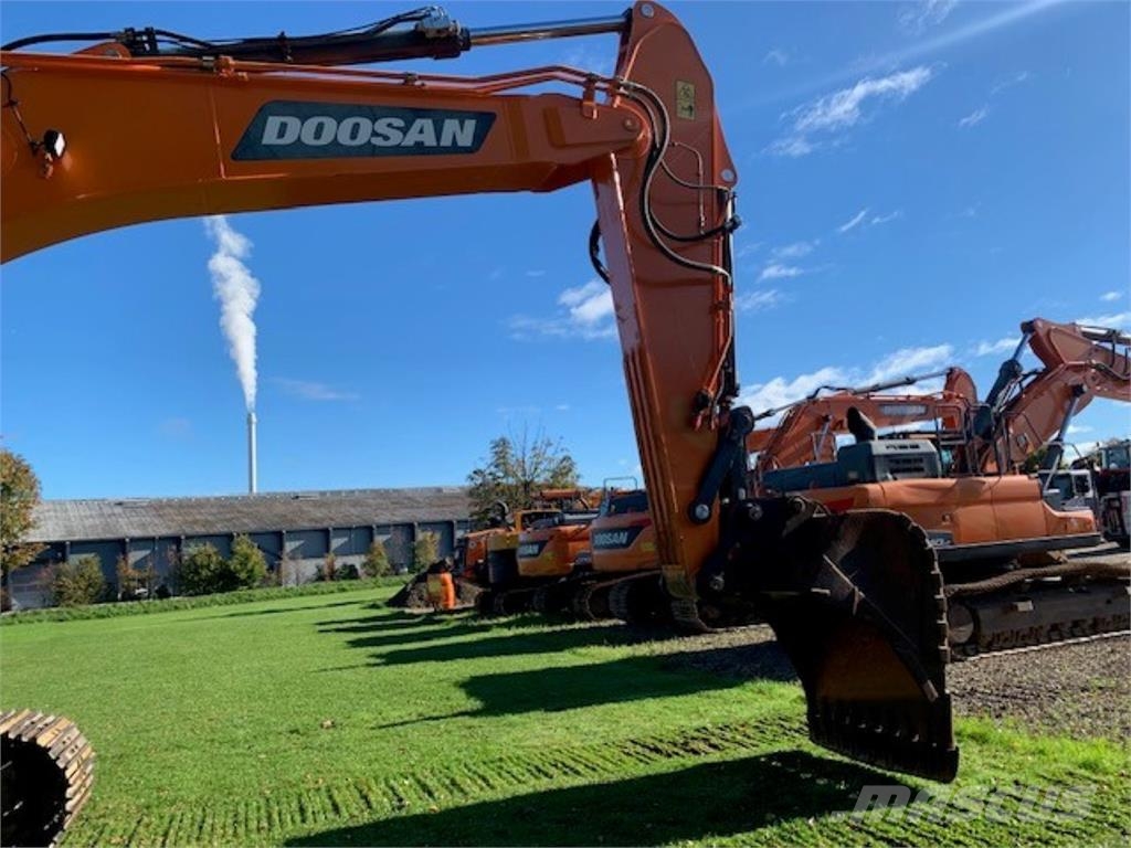 Doosan DX350LC-7 履带挖掘机