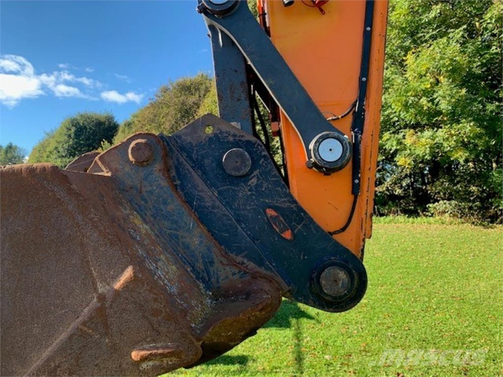 Doosan DX350LC-7 履带挖掘机