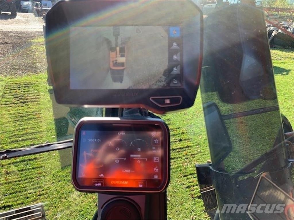 Doosan DX350LC-7 履带挖掘机