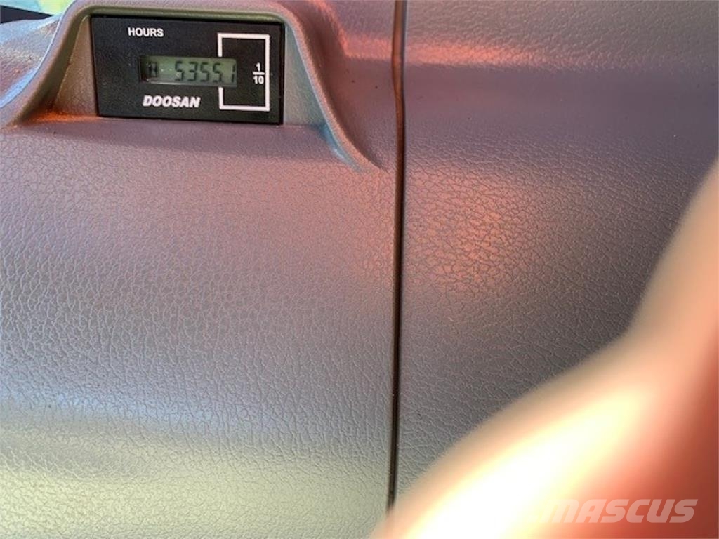 Doosan DX350LC-7 履带挖掘机