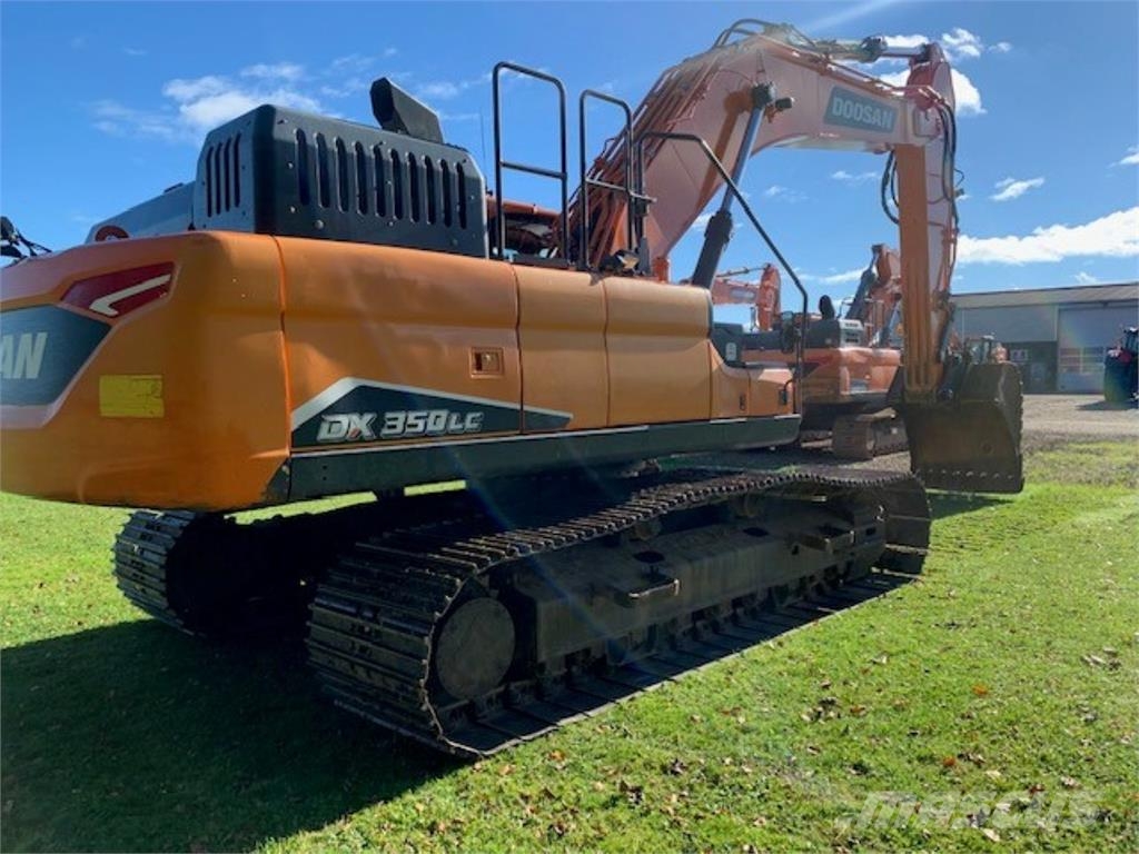 Doosan DX350LC-7 履带挖掘机