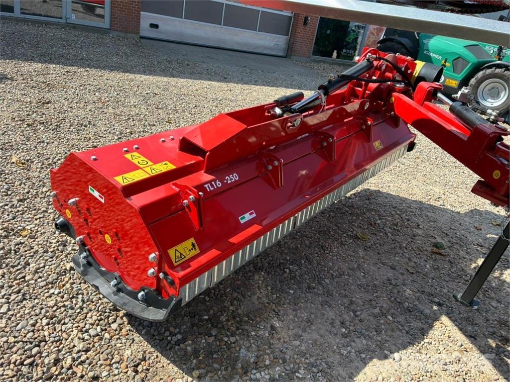 Elkær HK MAX 3800 Hedge cutters