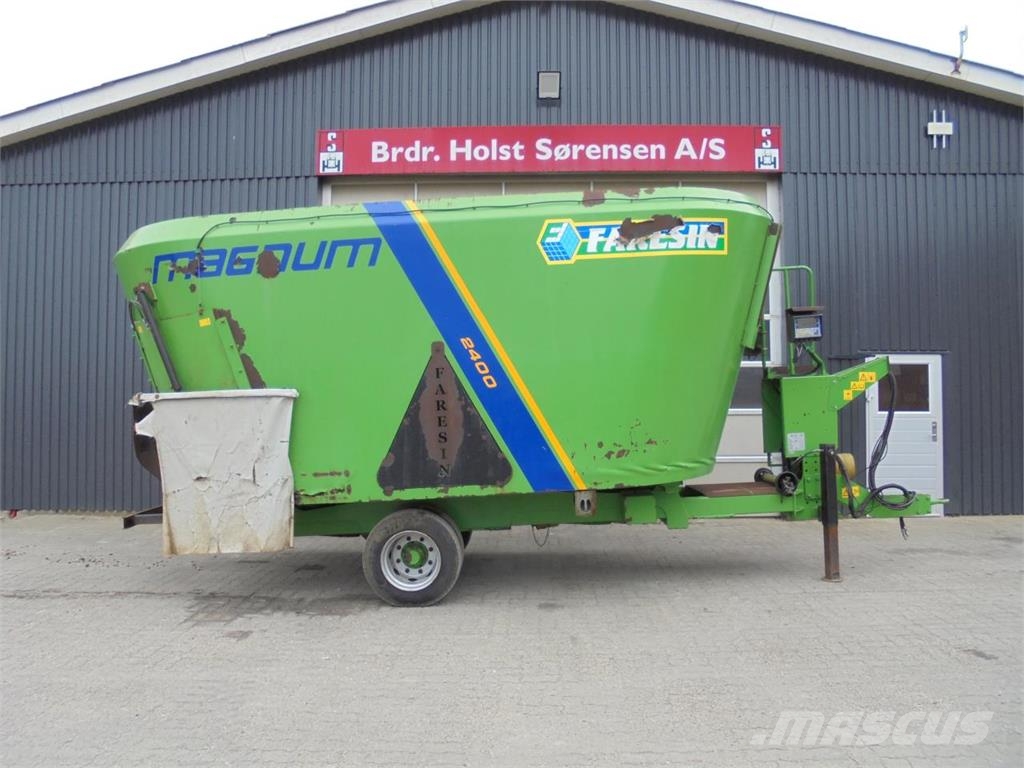 Faresin 24M3 Forage wagons
