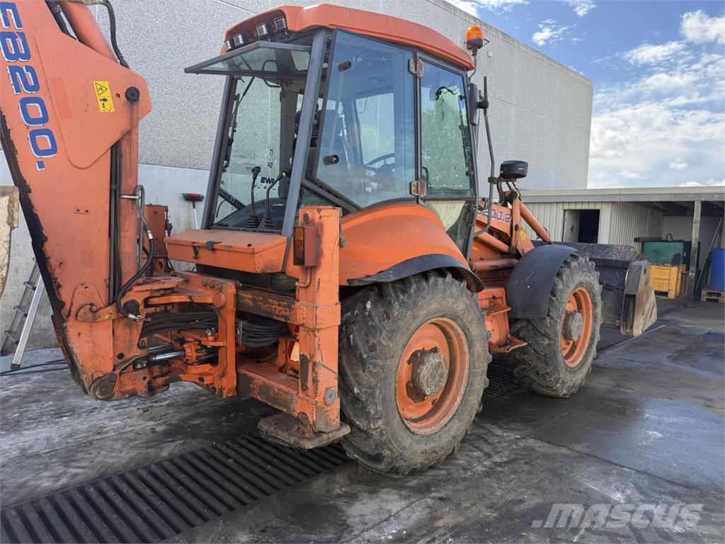 Fiat-Hitachi FB200.2 لوادر ذات جرافات عكسية
