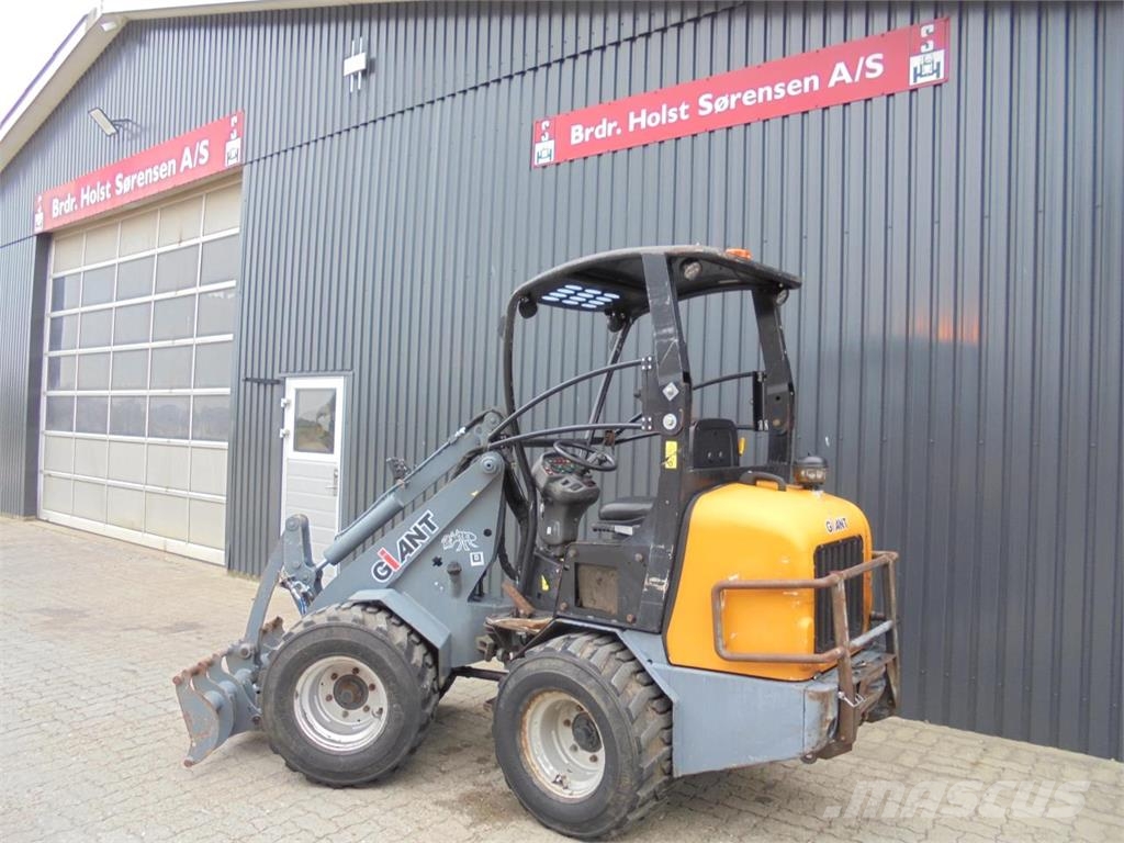 GiANT D337T Mini pale