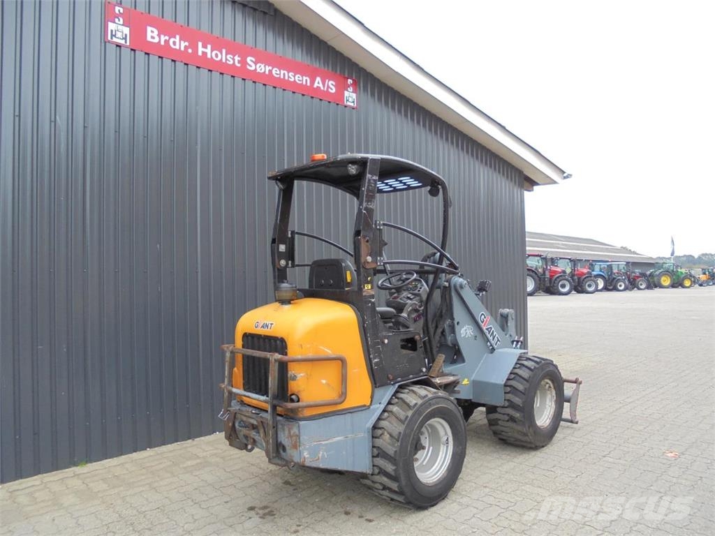 GiANT D337T Mini pale