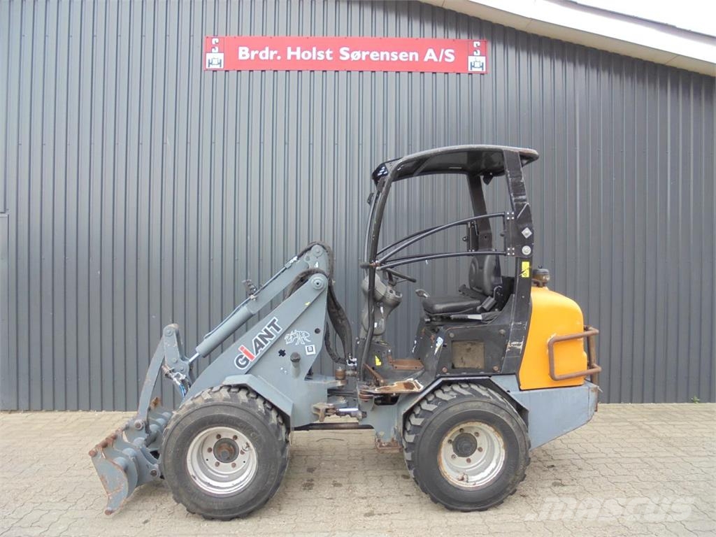 GiANT D337T Mini pale