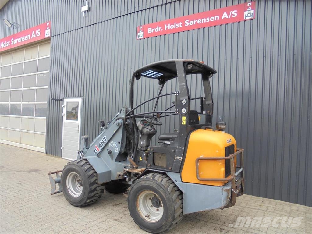 GiANT D337T Mini pale
