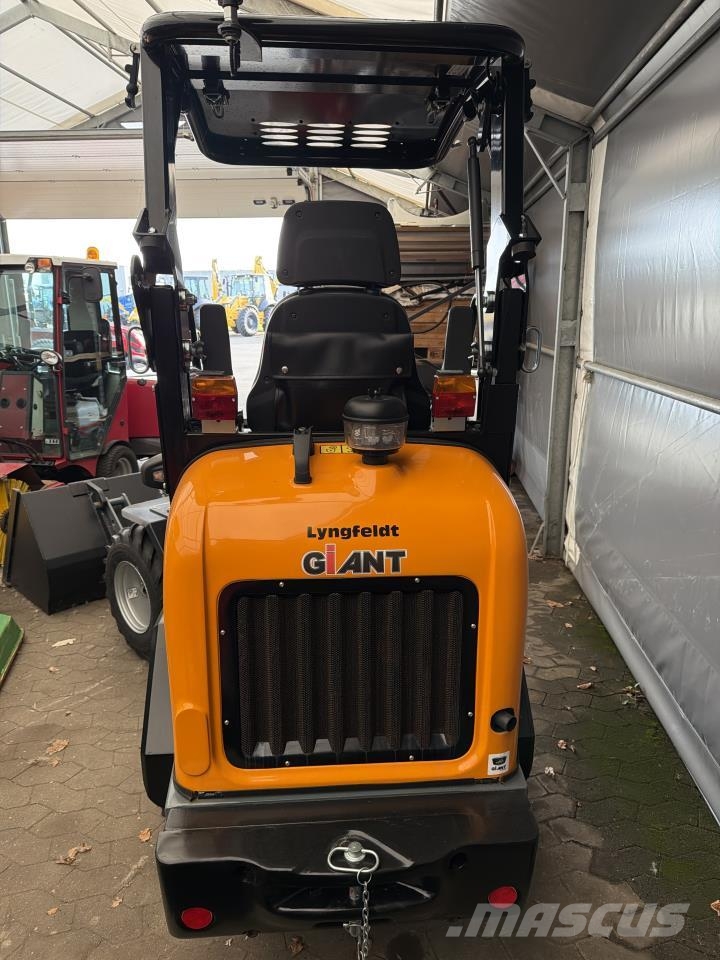 GiANT G1500 X-TRA HD Pienkuormaajat
