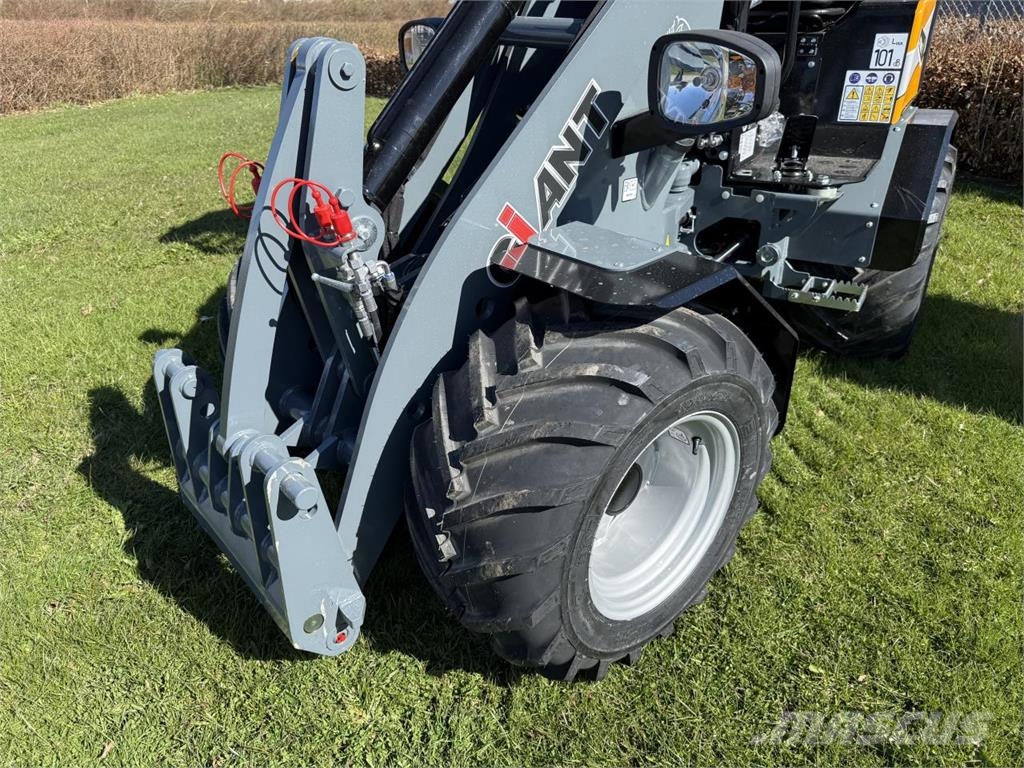 GiANT G2300 HD X-TRA Mininakladače