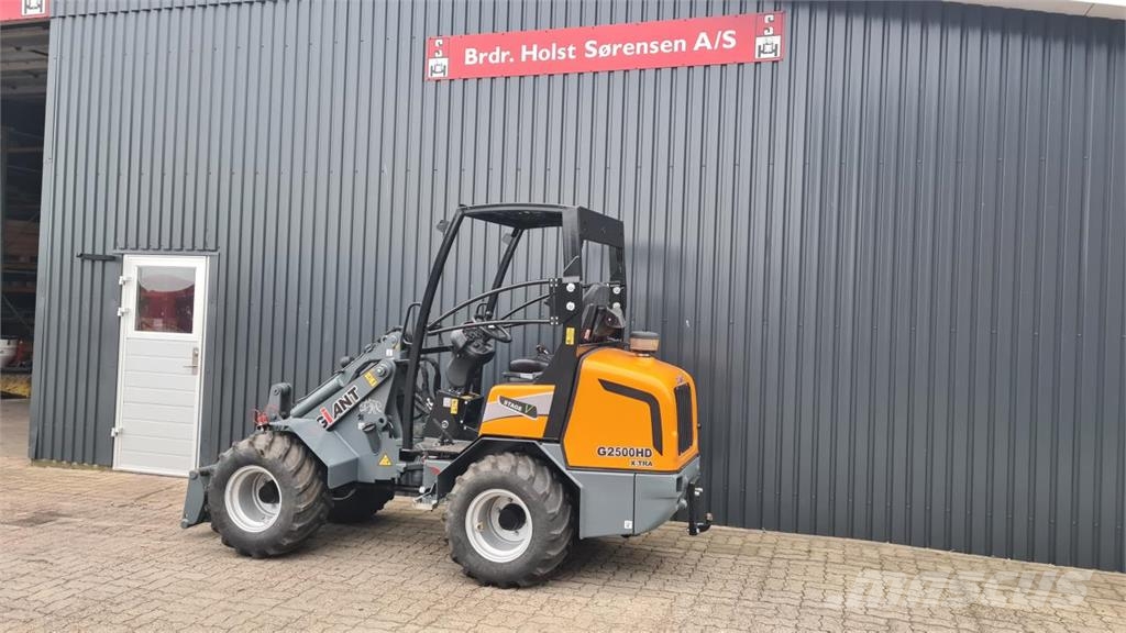 GiANT G2500XHD Mini utovarivači