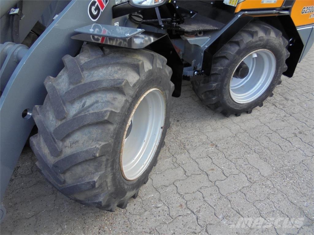 GiANT G2500XHD Minilæsser - knækstyret