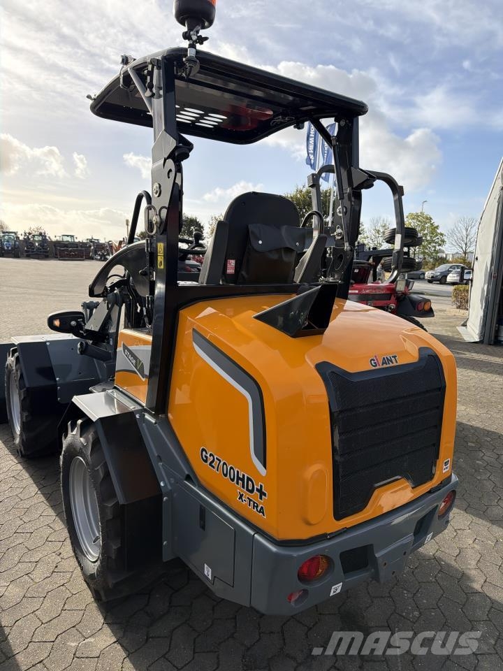 GiANT G2700 X-TRA HD PLUS Pienkuormaajat