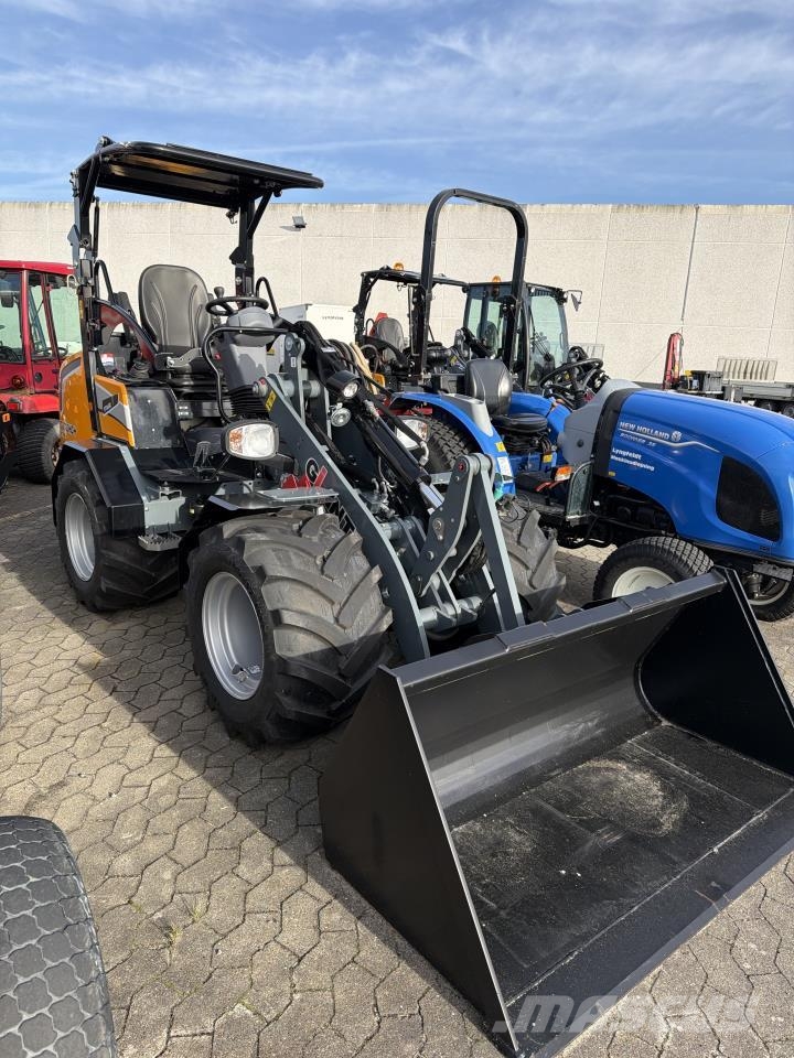 GiANT G2700 X-TRA HD PLUS Pienkuormaajat