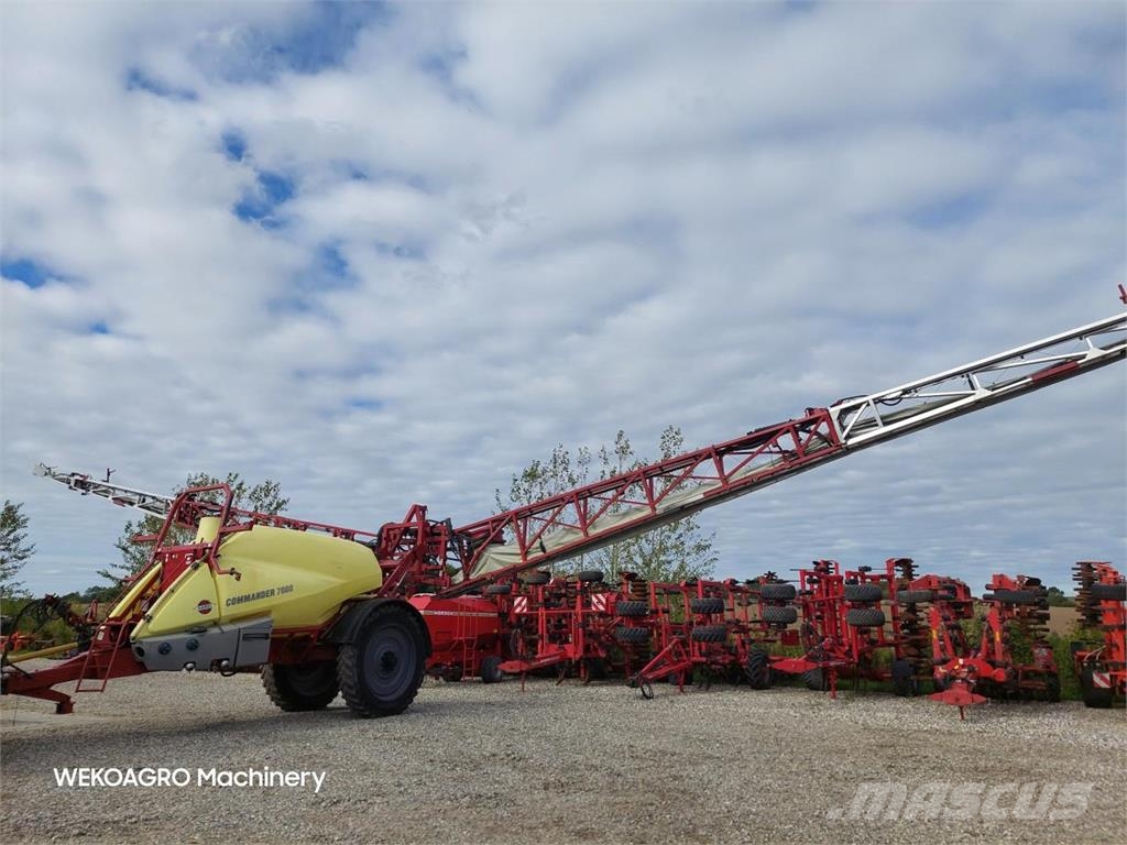 Hardi Commander 7000i - 36 m Twin Pulverizadores rebocados