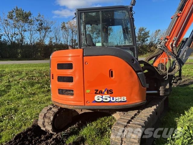 Hitachi ZAXIS 65 USB 소형 굴삭기 7톤 미만