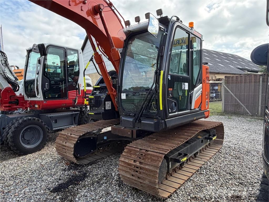 Hitachi ZX135US-7 Crawler excavators