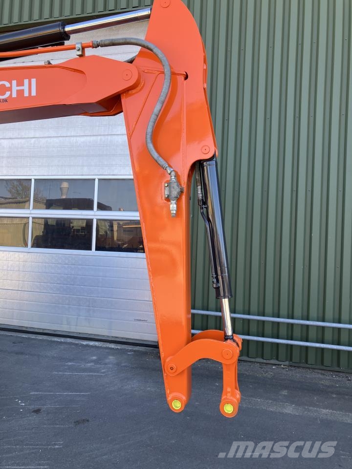Hitachi ZX65USB-5A Escavatori cingolati