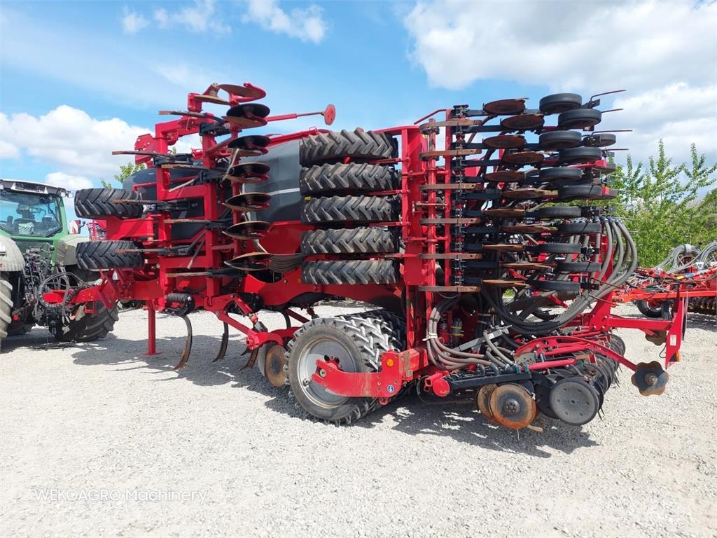 Horsch Focus 6 TD med DuoDrill مثاقيب