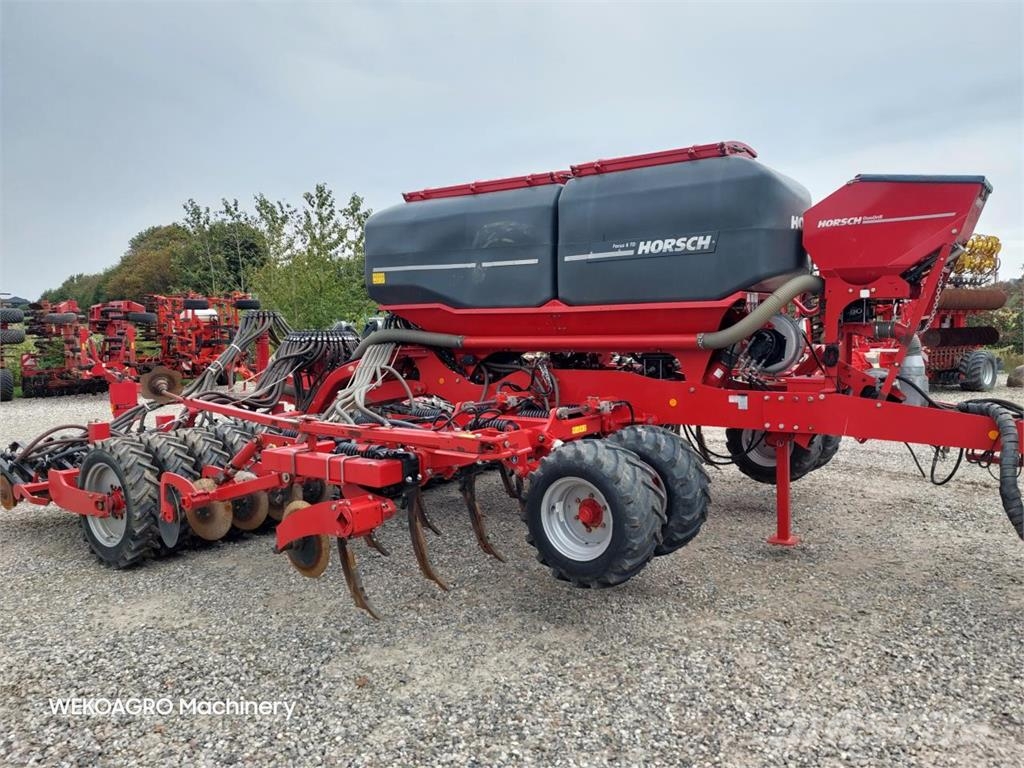 Horsch Focus 6 TD med DuoDrill Semoir