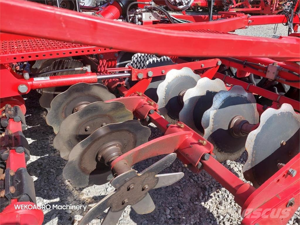Horsch Pronto 4 DC PPF med DouDrill Drillmaschinen