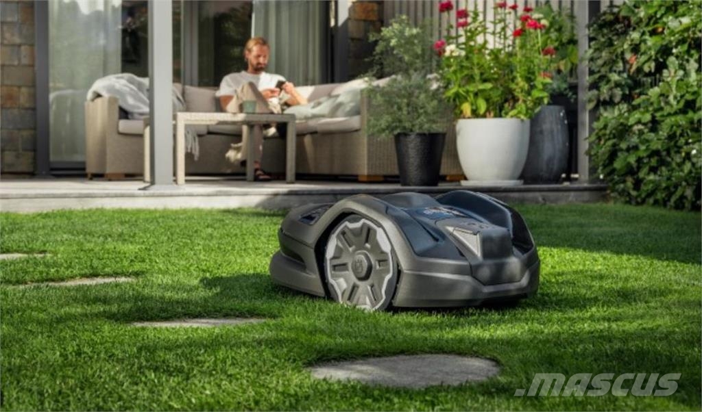 Husqvarna AM305E NERA جز العشب