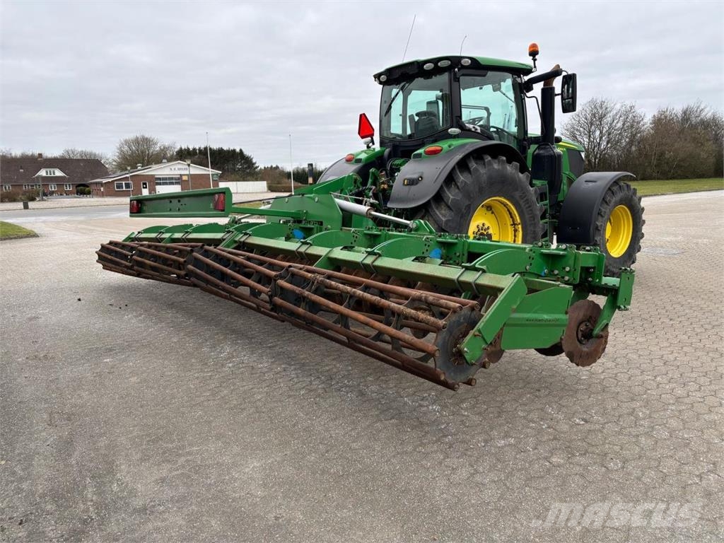 Inter-Tech 7500 زحافات ساحقة