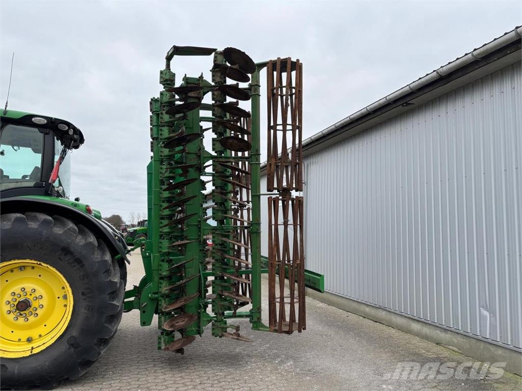 Inter-Tech 7500 زحافات ساحقة