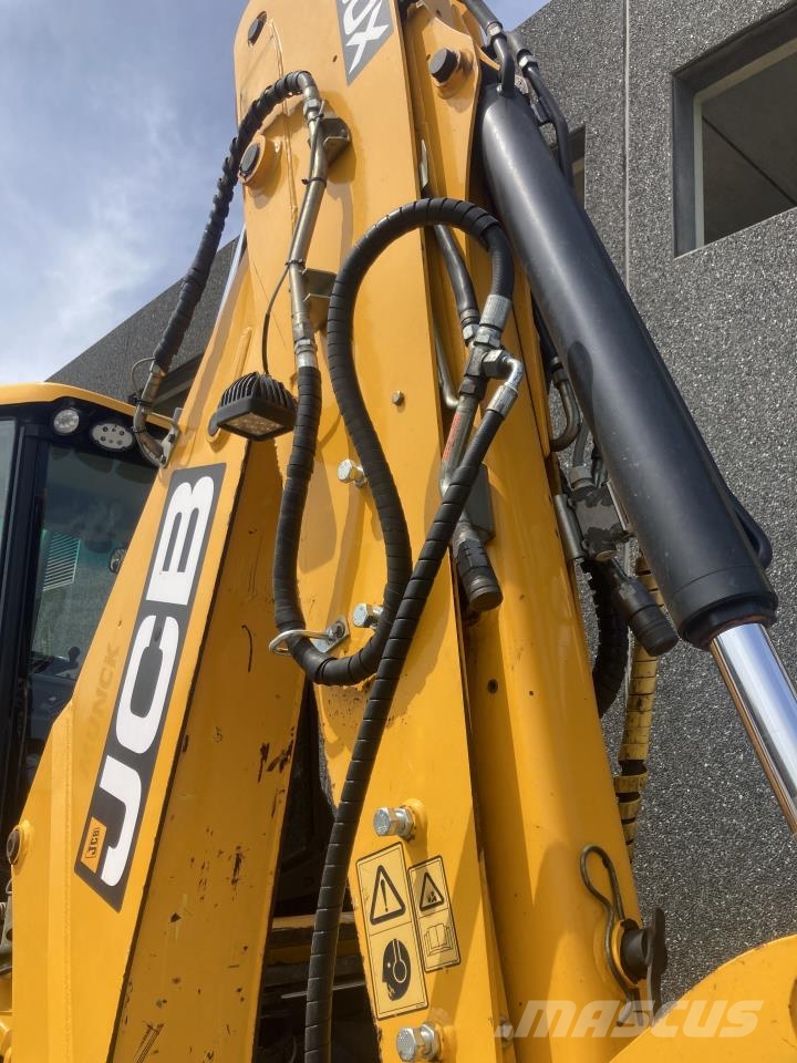 JCB 3 CX Rovokopači