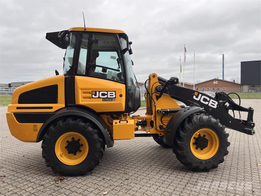 JCB 409 AGRI Cargadoras sobre ruedas