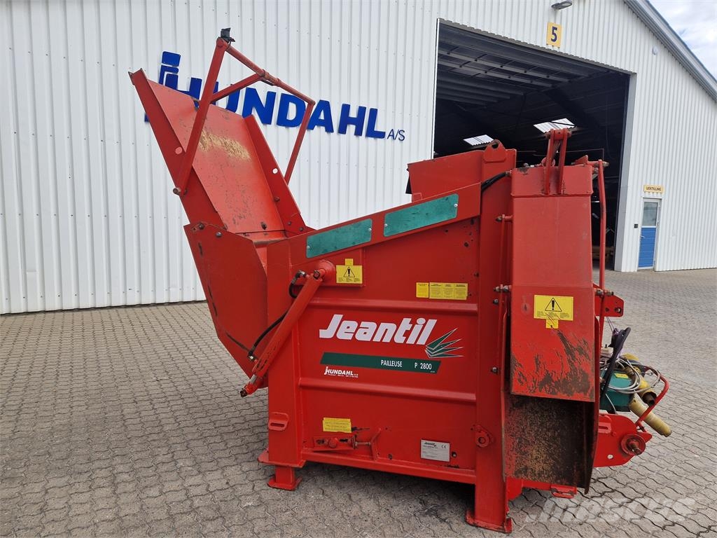 Jeantil P2800 LIFT OPHÆNGT Otros equipos para ganadería