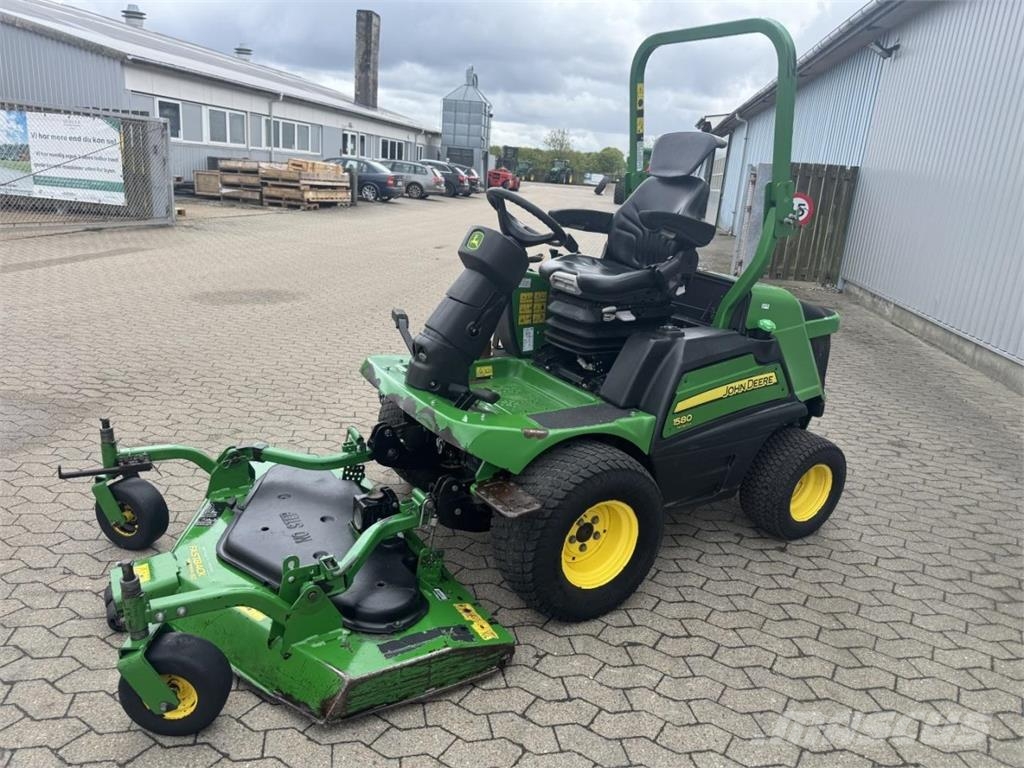 John Deere 1580 Micro tracteur