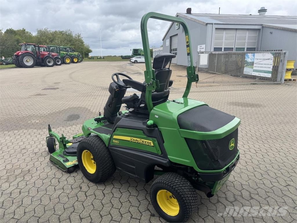 John Deere 1580 Micro tracteur