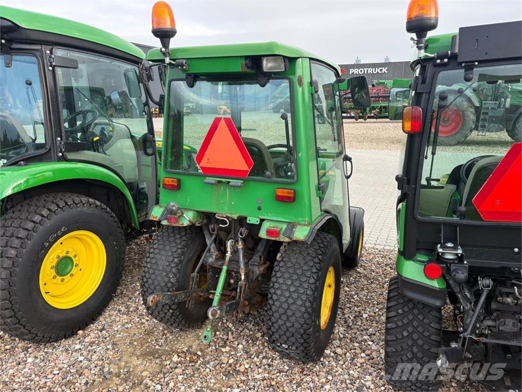 John Deere 2025 Коммунальные тракторы