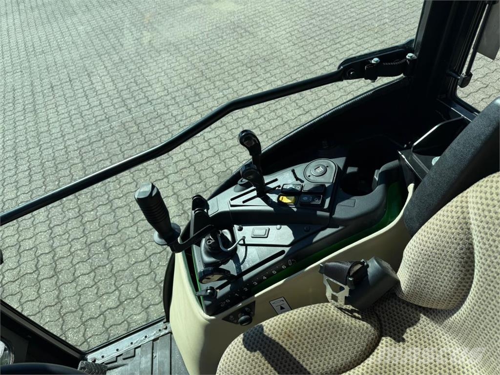 John Deere 2032R Tractores compactos