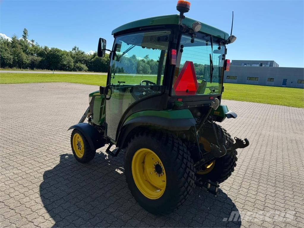 John Deere 2032R Tractores compactos