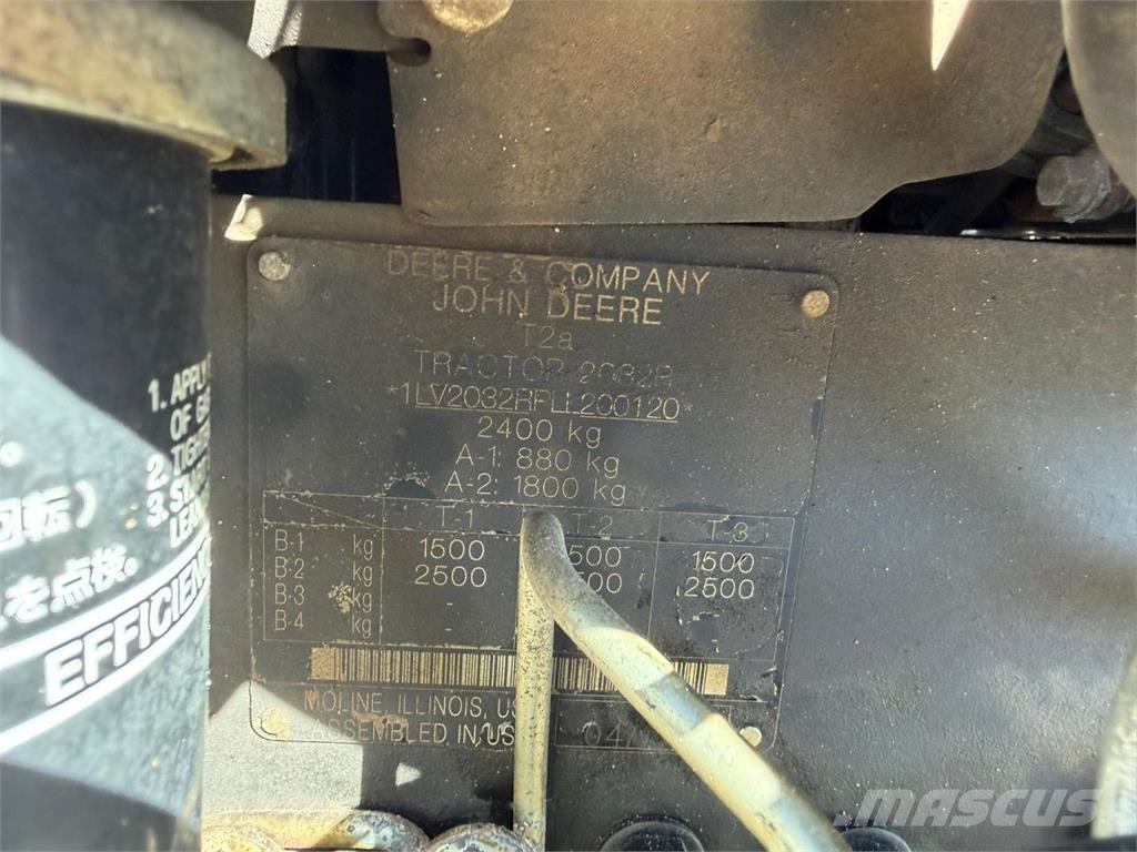 John Deere 2032R Tractores compactos