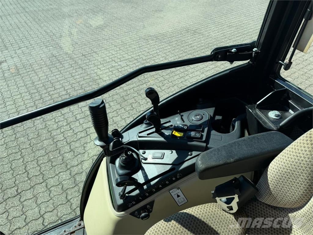 John Deere 2038R Micro tracteur