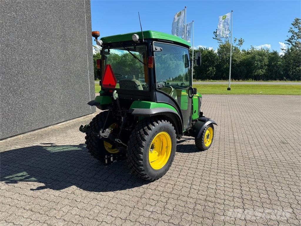 John Deere 2038R Micro tracteur