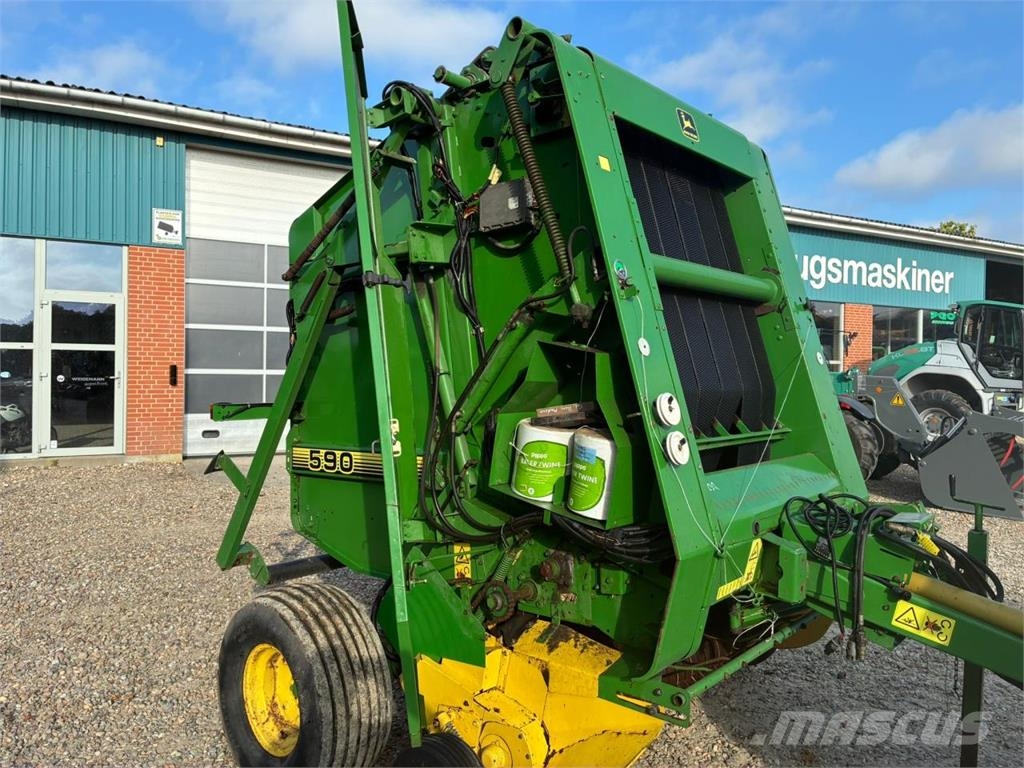John Deere 590 Ronde-balenpersen