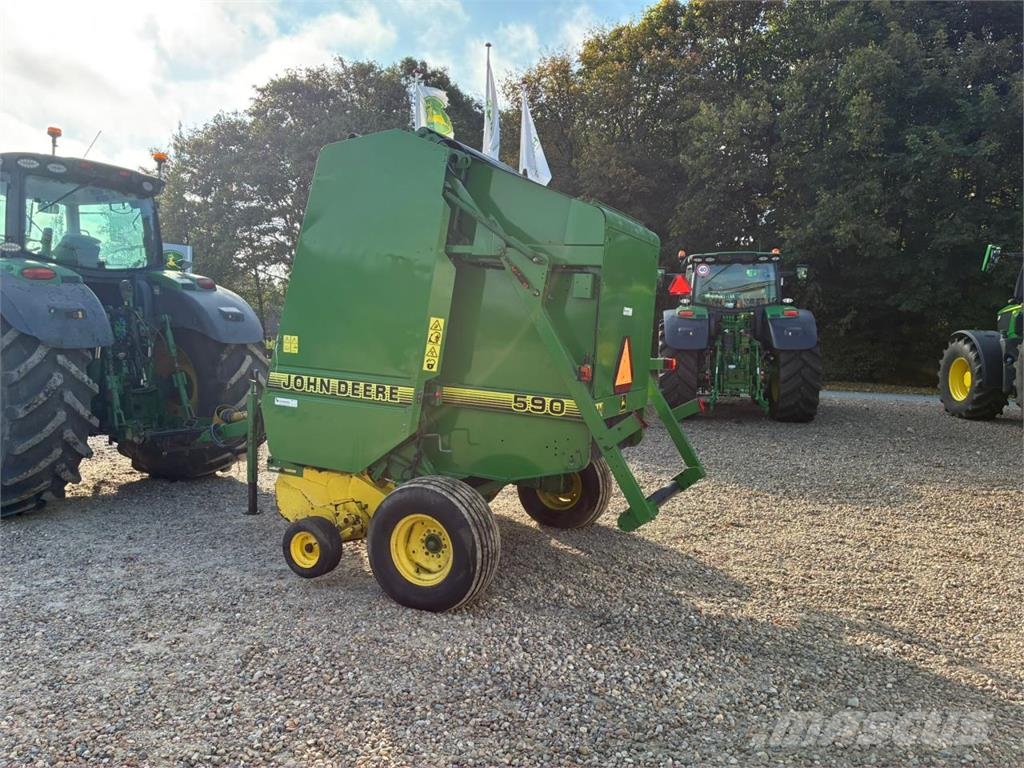 John Deere 590 Ronde-balenpersen