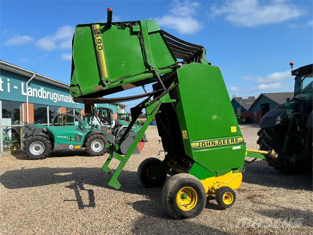 John Deere 590 Ronde-balenpersen