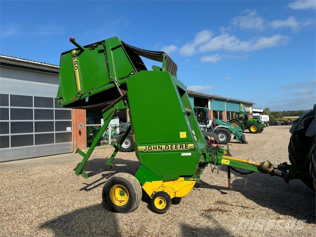 John Deere 590 Ronde-balenpersen