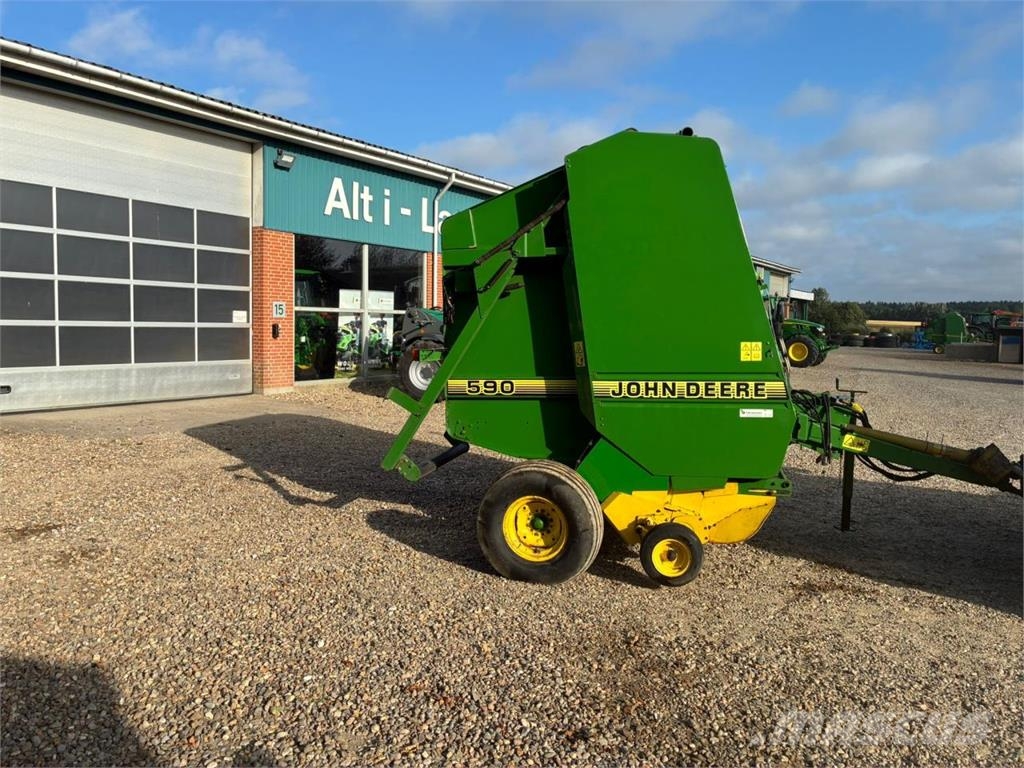 John Deere 590 Ronde-balenpersen