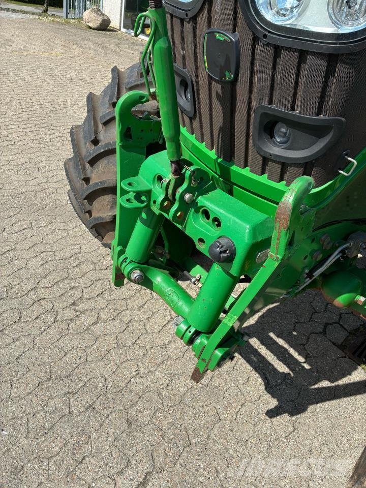 John Deere 6150R 曳引機
