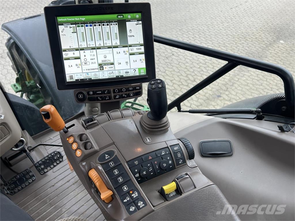 John Deere 6175R الجرارات