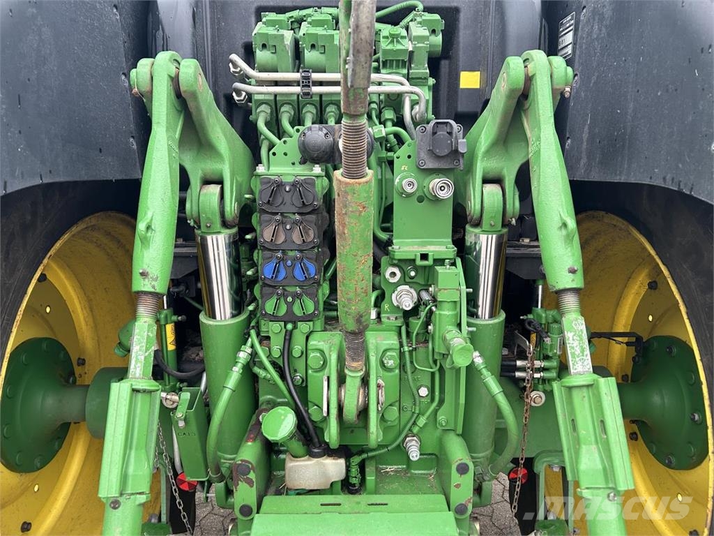John Deere 6175R الجرارات