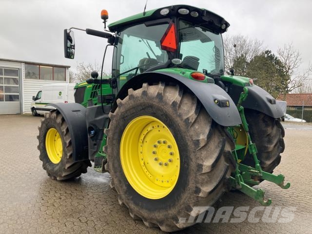 John Deere 6175R الجرارات